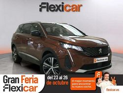 Naranja Usado 2023 Peugeot 5008 Allure Monovolumen | 27.390 € (Precio justo)