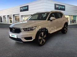 Blanco Usado 2019 Volvo XC40 Momentum SUV | 22.900 € (Caro)