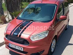 Granate Usado 2015 Ford Tourneo Courier Ambiente Monovolumen | 9200 € (Un poco caro)