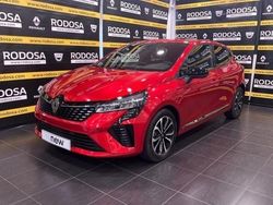 Rojo Usado 2024 Renault Clio V Techno Berlina | 19.900 € (Caro)