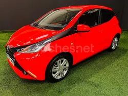 Rojo Usado 2015 Toyota Aygo Business Edition Utilitario | 8500 € (Precio justo)