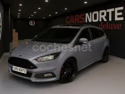 Gris / plata Usado 2015 Ford Focus ST Berlina | 15.500 € (Precio justo)