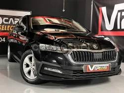 Negro Usado 2021 Skoda Octavia Ambition Berlina | 17.990 € (Buen precio)