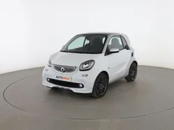 Blanco Usado 2018 Smart ForTwo Coupé Basis Utilitario | 12.499 € (Precio justo)