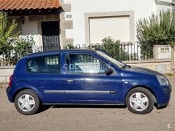 Azul Usado 2005 Renault Clio II Berlina | 1600 € (Buen precio)