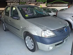 Gris / plata Usado 2005 Dacia Logan Lauréate Berlina | 2950 € (Precio justo)