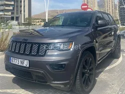 Gris / plata Usado 2018 Jeep Grand Cherokee Overland SUV | 26.900 € (Precio justo)