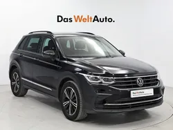 Negro Usado 2022 VW Tiguan Life SUV | 30.490 € (Precio justo)