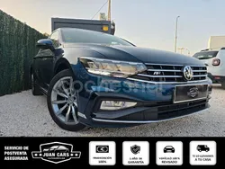 Azul Usado 2020 VW Passat R-line Berlina | 21.500 € (Precio justo)