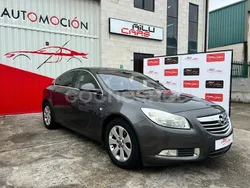 Gris / plata Usado 2011 Opel Insignia Sport Berlina | 6990 € (Precio justo)