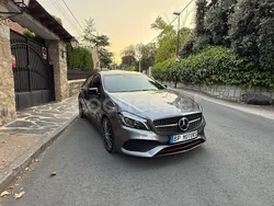 Gris / plata Usado 2016 Mercedes A250 Motorsport Edition Berlina | 22.990 € (Precio justo)