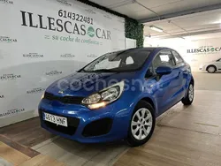 Azul Usado 2013 Kia Rio Berlina | 6499 € (Precio justo)