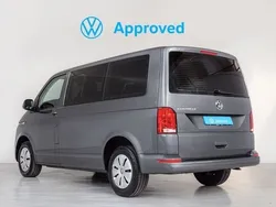 Gris / plata Usado 2024 VW Caravelle Monovolumen | 42.400 € (Un poco caro)