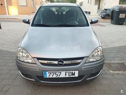 Gris / plata Usado 2006 Opel Corsa Essentia Berlina | 3500 € (Un poco caro)