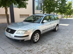 Gris / plata Usado 2004 VW Passat Advance Familiar | 4300 € (Precio justo)