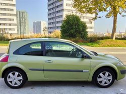Verde Usado 2004 Renault Mégane II Authentique Berlina | 2600 € (Precio justo)