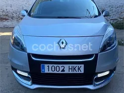 Gris / plata Usado 2012 Renault Scénic III Dynamique Monovolumen | 6700 € (Precio justo)