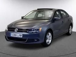 Gris Usado 2014 VW Jetta Sportline Berlina | 12.200 €