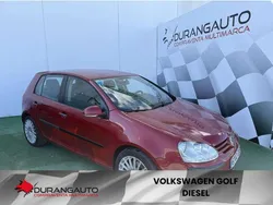 Burdeos Usado 2004 VW Golf IV Trendline Utilitario | 3990 € (Un poco caro)