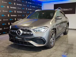 Gris / plata Usado 2020 Mercedes GLA250 SUV | 35.600 € (Precio justo)