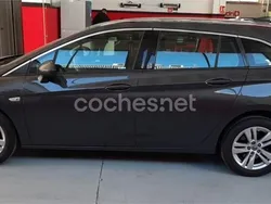 Gris / plata Usado 2016 Opel Astra Business Familiar | 8000 € (Precio justo)