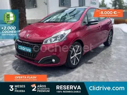 Rojo Usado 2017 Peugeot 208 Allure Utilitario | 7190 € (Precio justo)