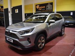 Plateado Usado 2020 Toyota RAV4 Hybrid Luxury SUV | 31.690 € (Un poco caro)