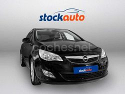 Negro Usado 2010 Opel Astra Enjoy Berlina | 6750 € (Un poco caro)