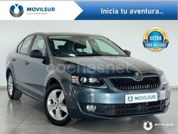Gris / plata Usado 2016 Skoda Octavia Ambition Berlina | 13.400 € (Un poco caro)