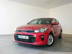 Rojo Usado 2019 Kia Rio Berlina | 10.500 € (Precio justo)