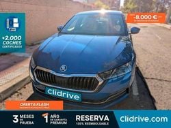 Azul Usado 2021 Skoda Octavia Sport Utilitario | 23.990 € (Precio justo)