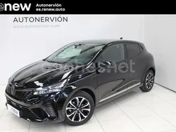 Negro Usado 2024 Renault Clio V Techno Berlina | 20.400 € (Caro)