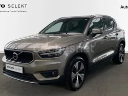 Gris Usado 2021 Volvo XC40 Momentum SUV | 27.600 € (Precio justo)