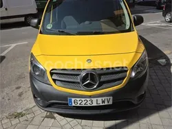 Amarillo Usado 2015 Mercedes Citan 109 Familiar | 7000 €