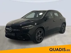 Negro cosmos Usado 2024 Mercedes GLA200 AMG line SUV | 44.300 € (Precio justo)