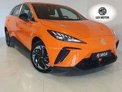 Naranja Nuevo 2024 MG MG4 EV Utilitario | 26.180 € (Caro)