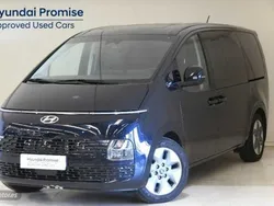 Moonlight blue Usado 2024 Hyundai Staria Style Van | 49.999 €