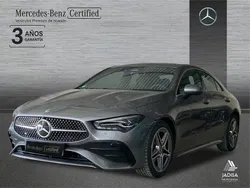 Gris Usado 2024 Mercedes CLA200 Berlina | 40.990 € (Precio justo)