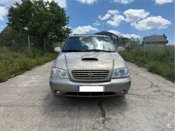 Beige Usado 2003 Kia Carnival EX Monovolumen | 4000 € (Un poco caro)