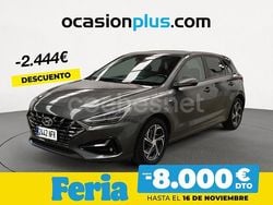 Gris / plata Usado 2022 Hyundai i30 Berlina | 16.550 € (Precio justo)