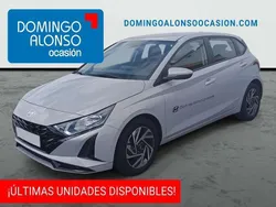 Gris Usado 2024 Hyundai i20 Berlina | 16.400 € (Buen precio)