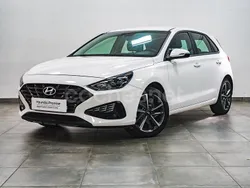 Blanco Usado 2024 Hyundai i30 Berlina | 19.990 € (Precio justo)