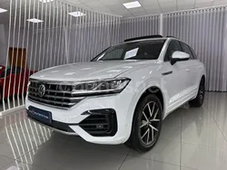 Blanco Usado 2021 VW Touareg R-line SUV | 49.990 € (Precio justo)