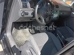 Negro Usado 2011 VW Touran Advance Monovolumen | 6900 € (Buen precio)