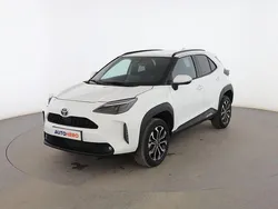 Blanco Nuevo 2024 Toyota Yaris Cross Active SUV | 25.999 € (Precio justo)