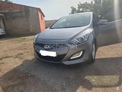Gris / plata Usado 2013 Hyundai i30 Berlina | 11.000 € (Caro)