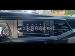 Blanco Usado 2023 VW Caravelle Monovolumen | 39.000 € (Precio justo)