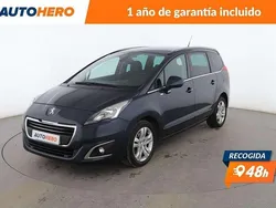 Azul Usado 2015 Peugeot 5008 Style Monovolumen | 10.799 € (Precio justo)