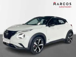 Bitono (blanco y negro) negra Usado 2022 Nissan Juke Tekna SUV | 26.900 € (Precio justo)