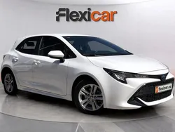 Blanco Usado 2021 Toyota Corolla Active Berlina | 14.490 € (Super precio)